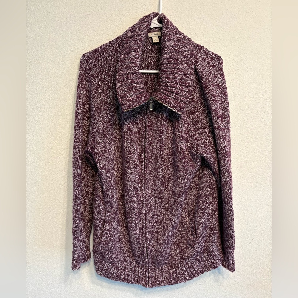 L.L. Bean Maroon women Knit Sweater full zip mock neck. Size XL item #501066 PO